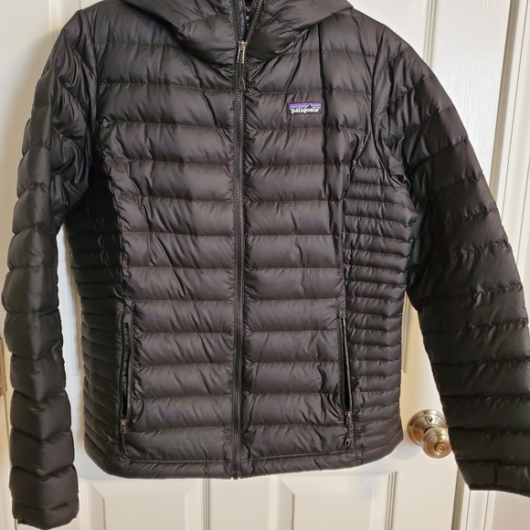 Patagonia Jackets & Blazers - Patagonia Down Sweater Full-Zip Hooded Jacket